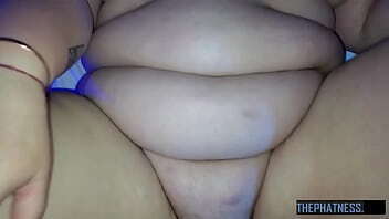 Luna Lark booty cutie