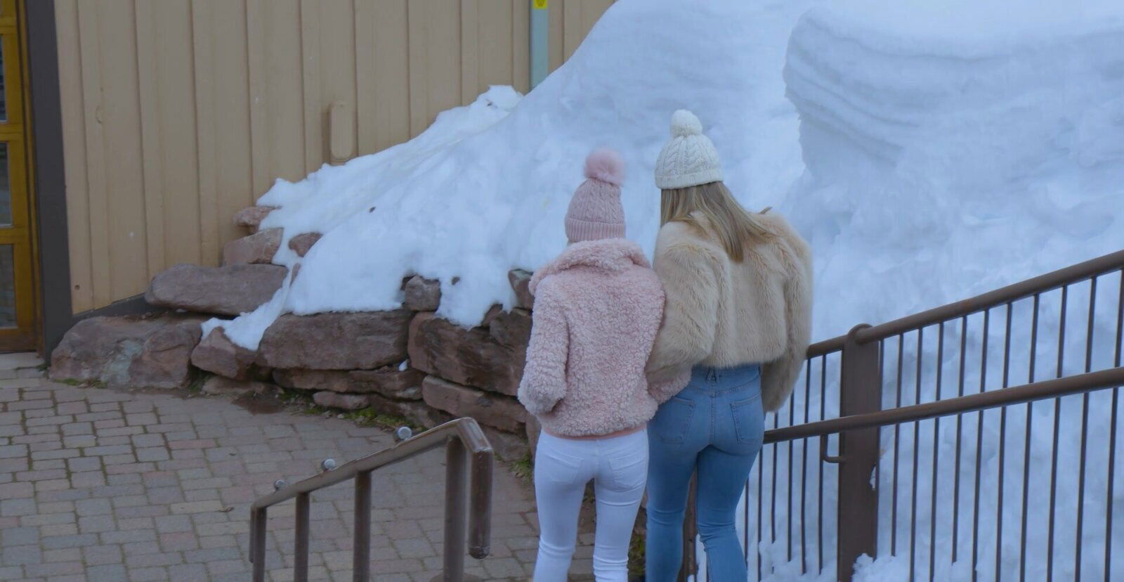 Hot blondie Alex Grey fingers pussy with Mia Melano