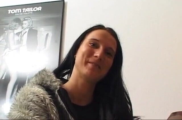 Raven hair stepmom in her first audition