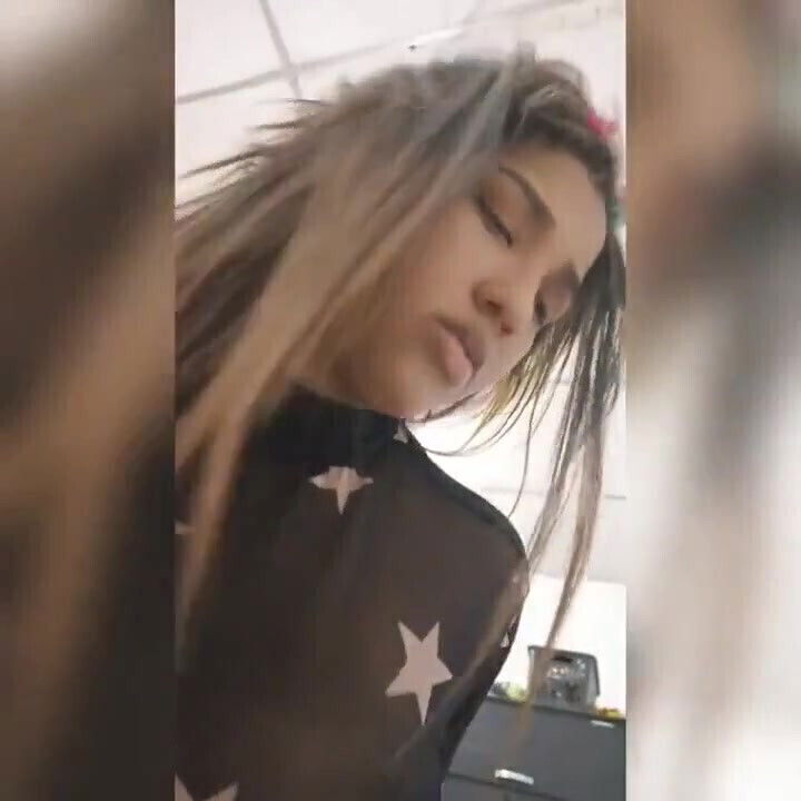 18 year old brunette big saggy tits from New York United States fucking her stepbrother's big dick cum