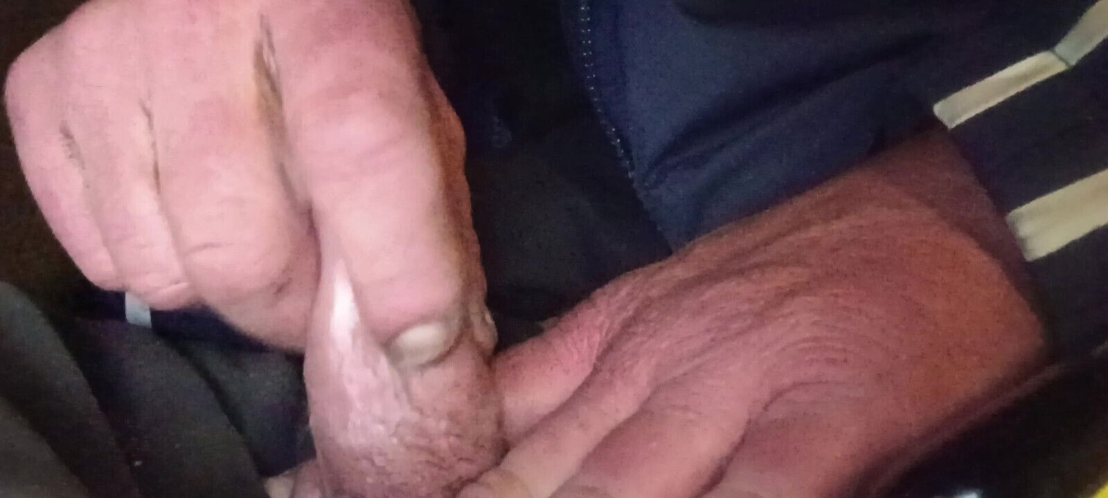 Watching porn and stroking for the ladies who enjoy watching