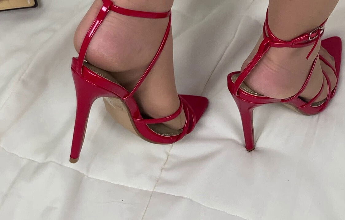 Mrs Mature Feet gift from Fan Part 2