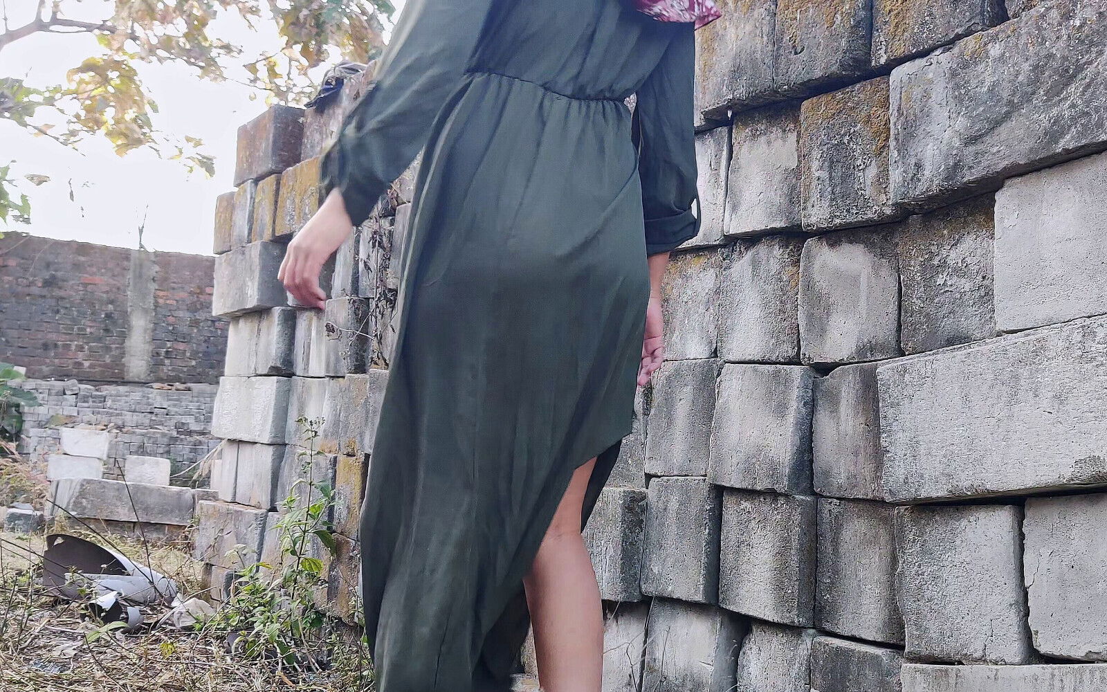 Horny Indonesian Wife Fucked Outdoors.