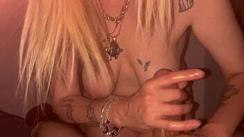 Madura argentina amateur enga&ntilde_a a su esposo