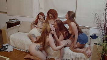 FIZ UMA SURUBA S&Oacute_ COM RUIVAS GOZEI EM CADA UMA DELAS - COMPLETO NO RED - ARTHUR VELVET