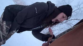 Outdoor Mom Almost Caught Getting Dick Hard in Winter Storm