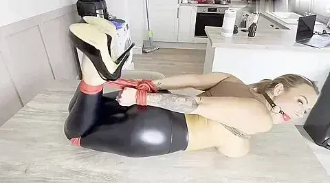 Jenna Hoskins - Secret Agent