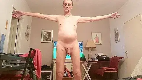 exhibitionist meaning I love to be naked