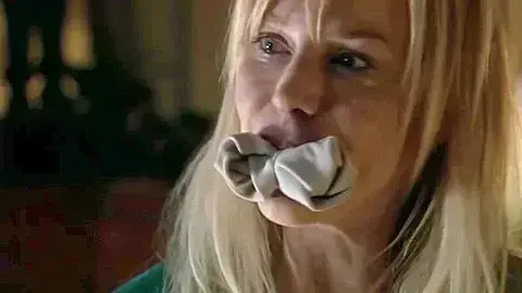 Movie Bondage - Julie Benz