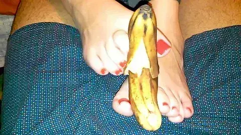 Dirty teen 18+ Uses Her With Red Nail Polish On A Ripe Banana