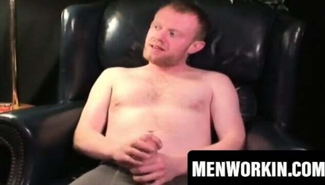 Kinky mature senior jerks off in steamy passionate solo