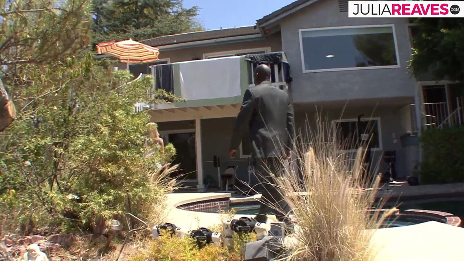 Black teacher shows her BBC fuck lessons