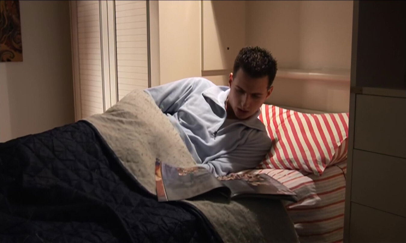 Stepmother Explains to Boy That a Blowjob Is Better Than a Handjob