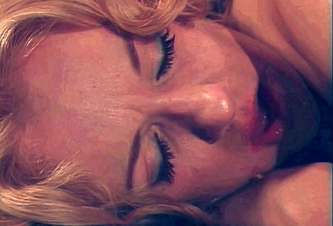 Black Guy with Big Cock Dressed as Santa Claus Fucks a Beautiful MILF