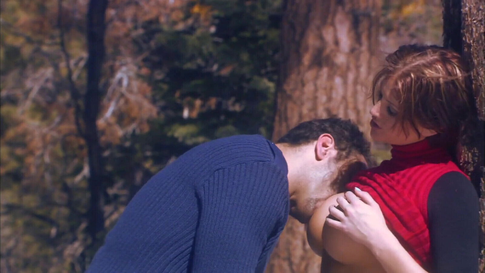 Marvelous babe with big tits gets screwed outdoors