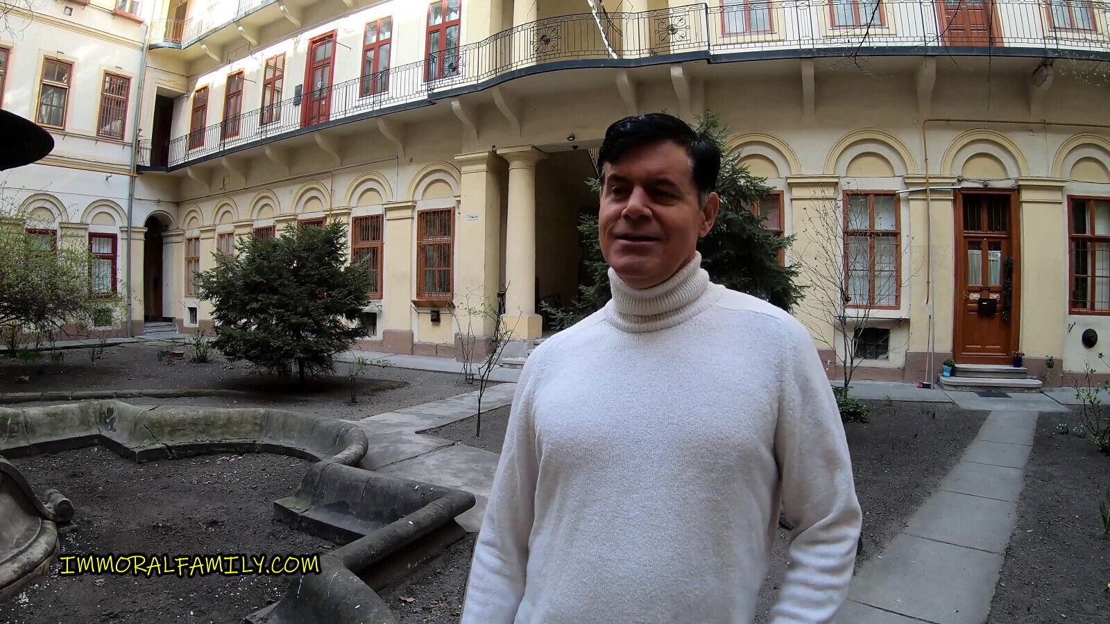 Pettie Russian tourist Kate Quinn squirts and gets a creampie from Stepdaddy