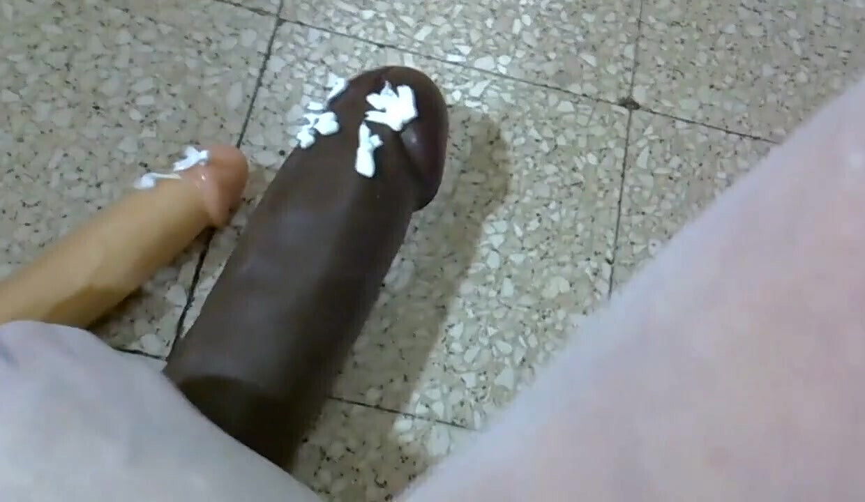 Professor Gres Mistreating Balls