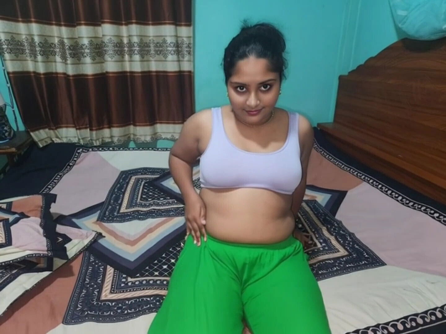 Deshi hot bowdi sex videos in home in village part 01