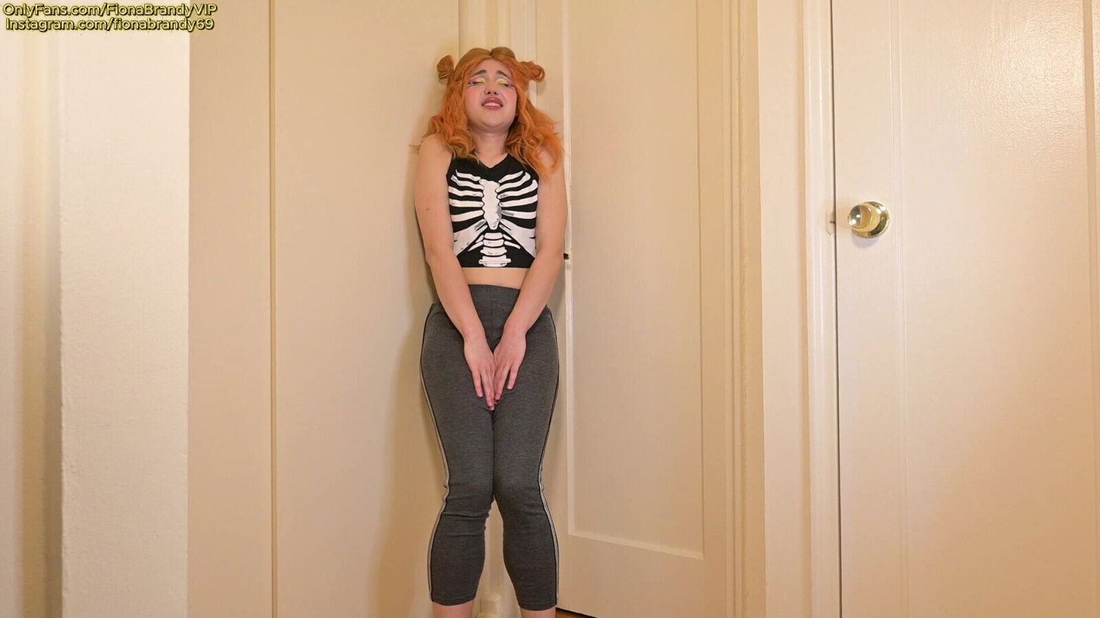 He locked me outside the toilet, so I pissed myself! Full bladder desperation with Dirty talk pee roleplay from amateur Fiona