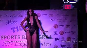 2017 Tight Ends Lingerie Contest