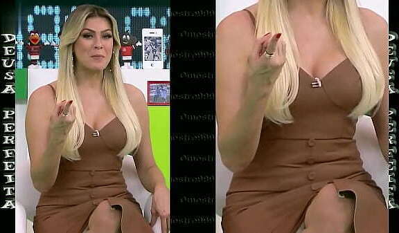 Renata Fan - Jogo Aberto - Decote Lindo