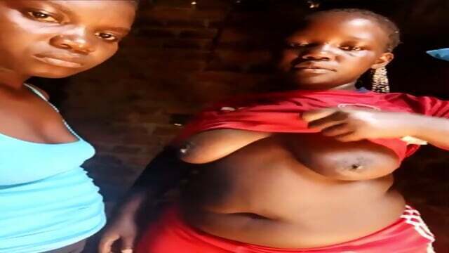 Kenya Girls Nude Show and Masturbate