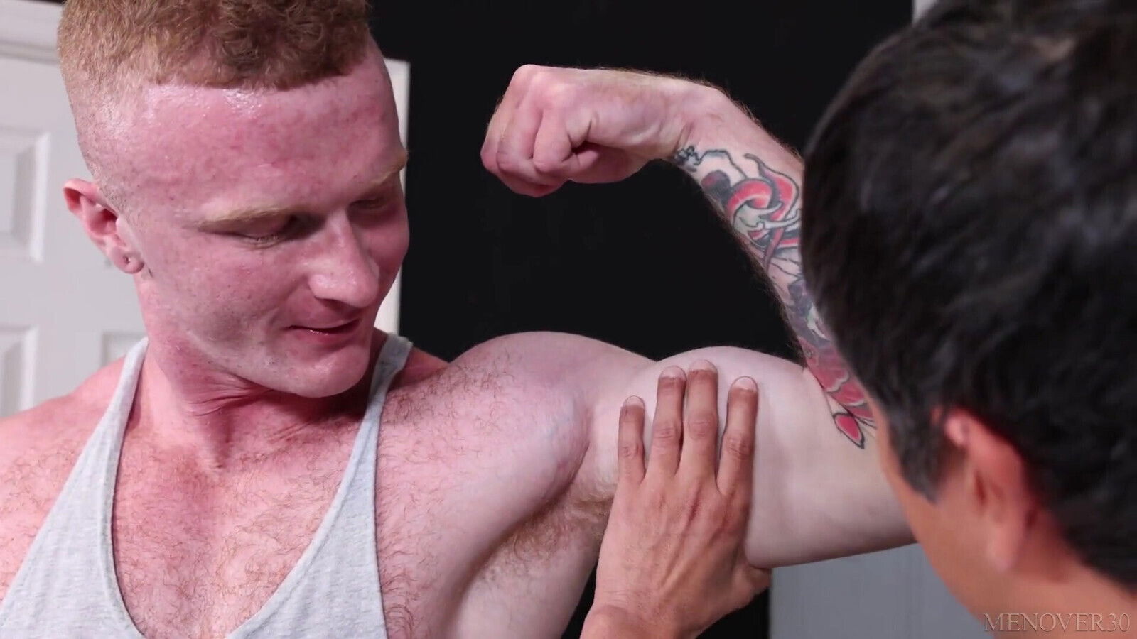 Menover30 Making Gains & Horned up