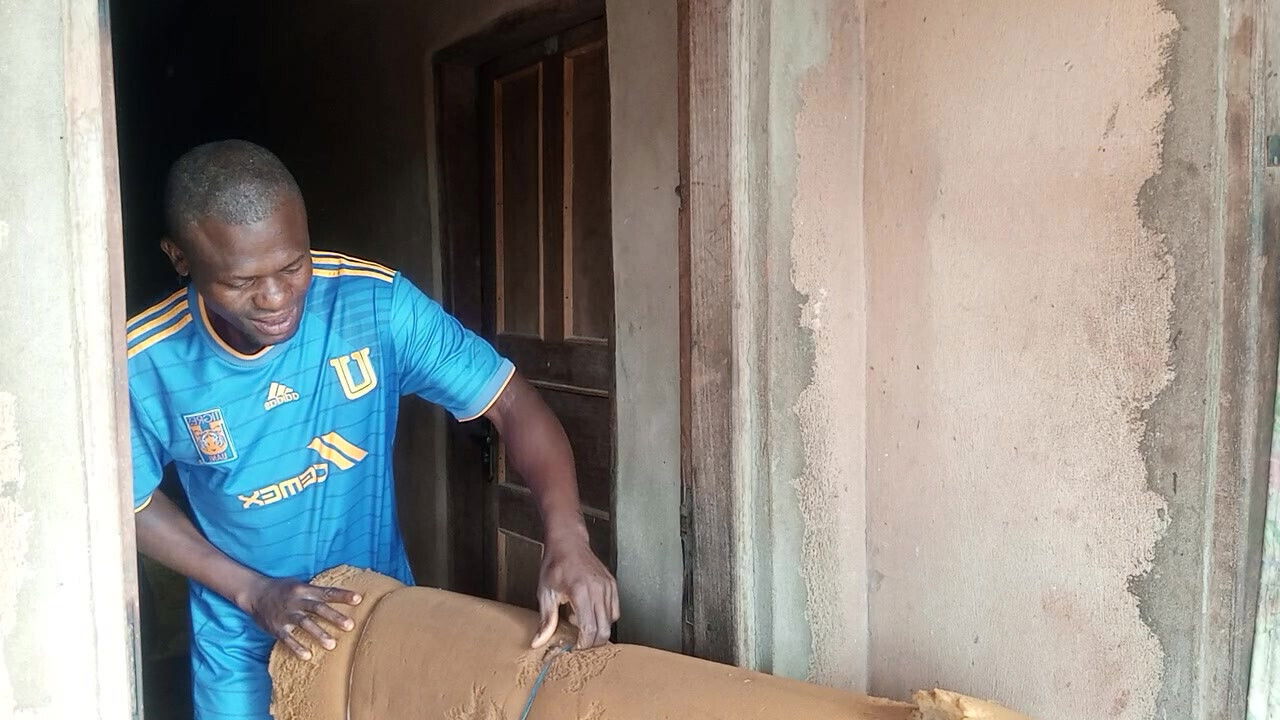 I used to sex with my grandmother bed