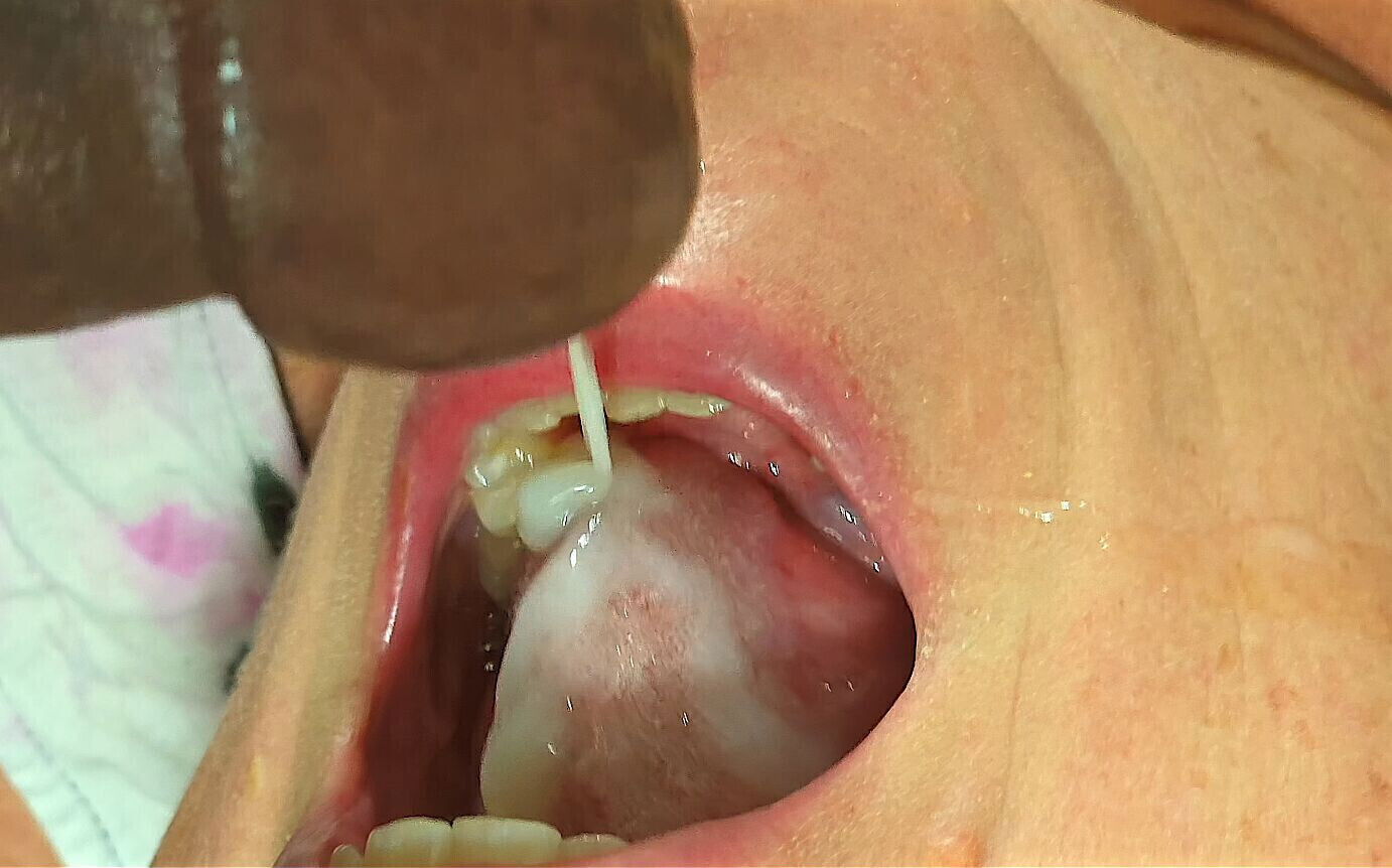 Black Man Playing the Try Not Cum Challenge with His Wife Sucking on His Cock and Ended up Cumming Hard Inside Her Mouth