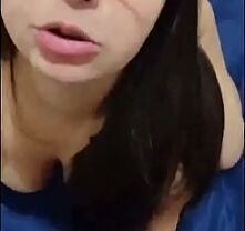 Video vazado de professora safada com aluno pauzudo. Professora casada, perde o celular e tem video com aluno vazado