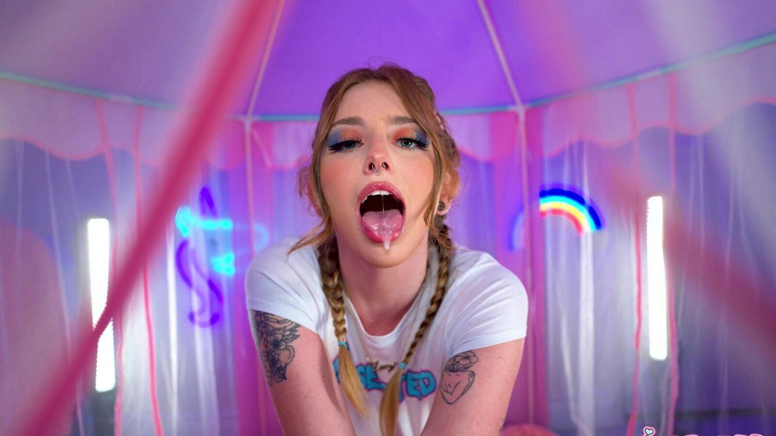 Lucy Foxx is a messy brat