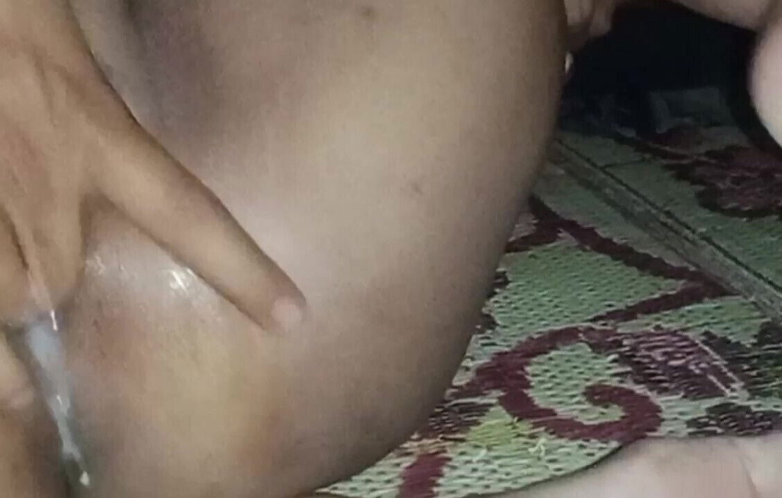 My mother-in-law to orgasm squirt