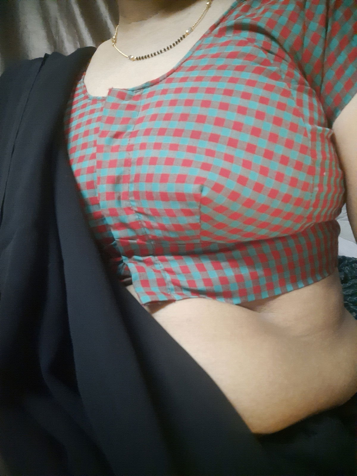 Indian aunty in saree