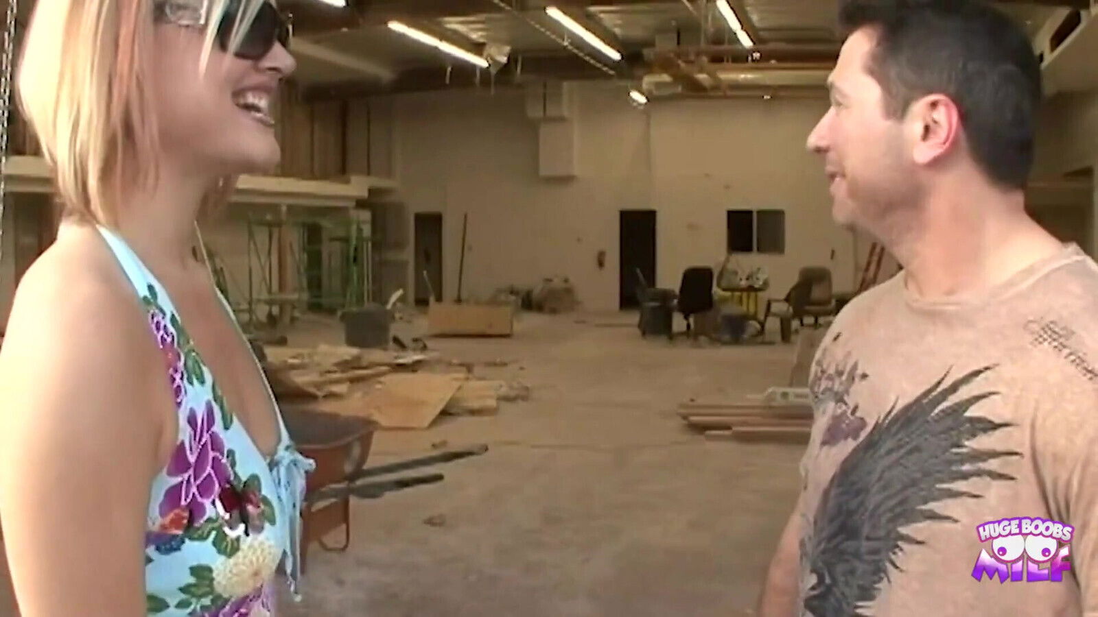 Land Lady Shoots Hardcore Porn in Exchange to Reduce the Rent for the Porn Maker