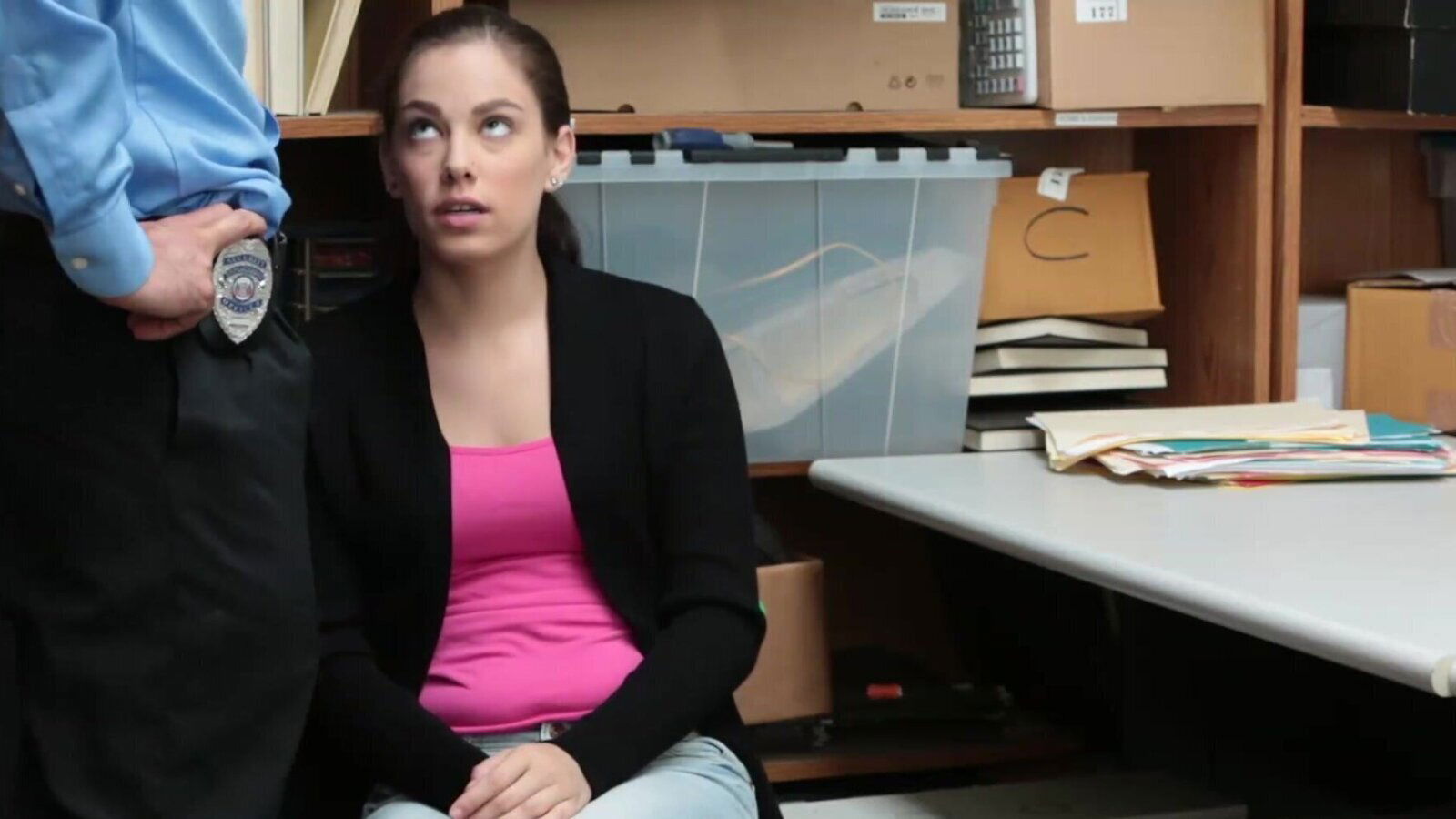 Dylan rides Wrex Oliver’s cock in jeans