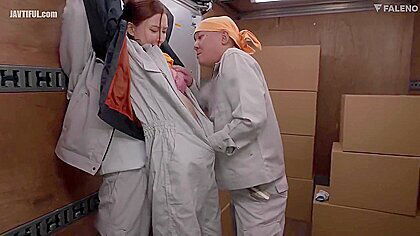 Fns-024 A Young Wife Ranran Fujii Is Penetrated In A Threesome By Experie