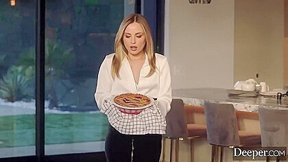 Before The Guests Arrive Anna Claire Clouds, Jay Hefner