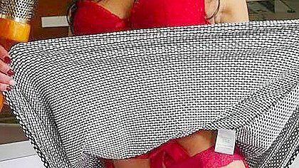 Lola Ver In Doesnt Need A Man