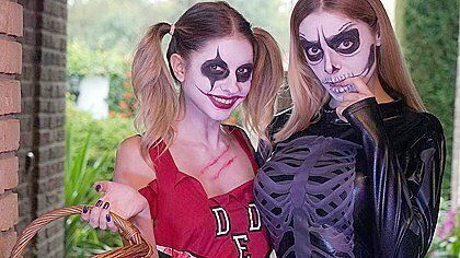 They Love Your Big Treat - Paola Hard And Rebecca Volpetti