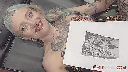 River Dawn Ink Sucks Cock After Her New Pussy Tattoo