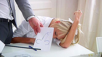 Ivana Sugar - The Topic Of The Class Is Squirting