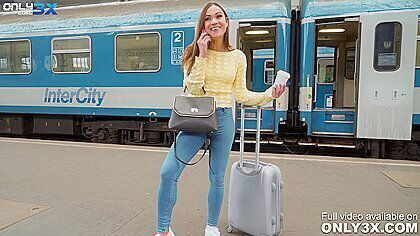 Alyssa Reece and Amirah Licking and Toying Each