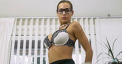 Office Lady And Her Big Vibrator