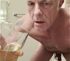 Perry gay sub drinking pee!