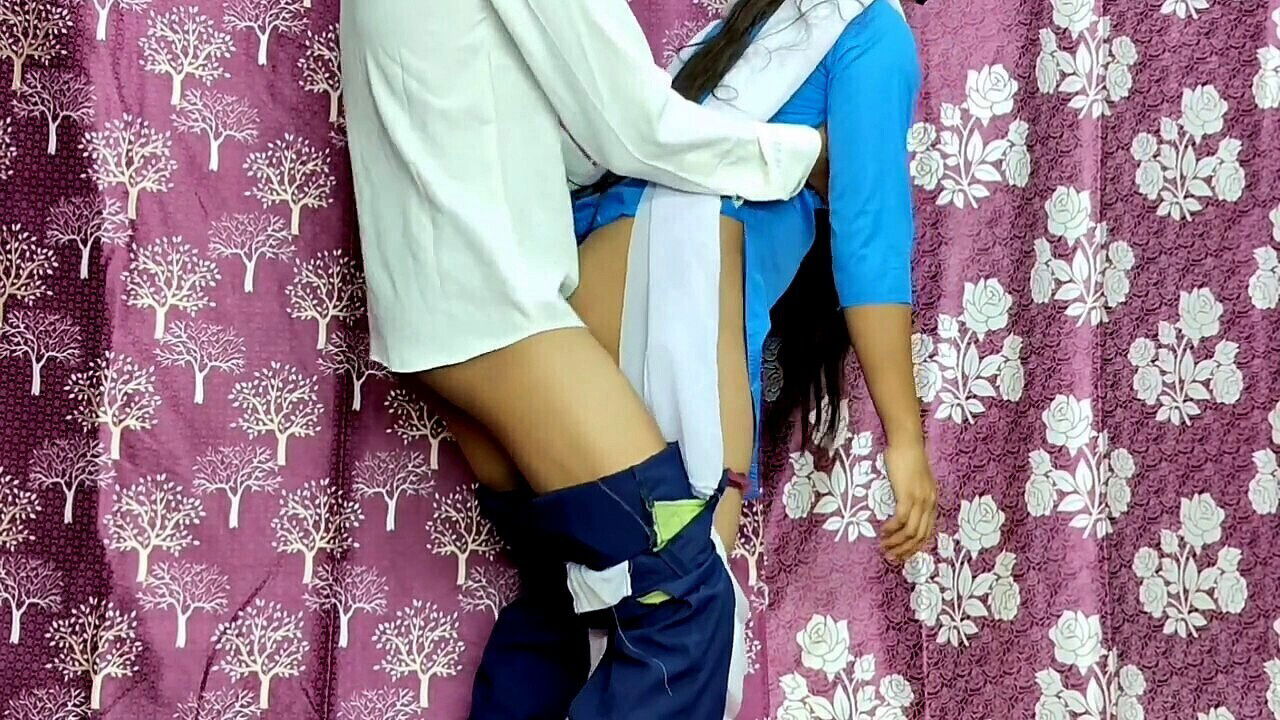 Hot Indian schoolgirl Sexy Puja hits it big with her viral video