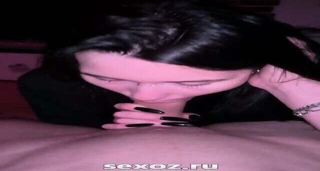 A Russian altushka gives a sweet blowjob to her beloved boyfriend