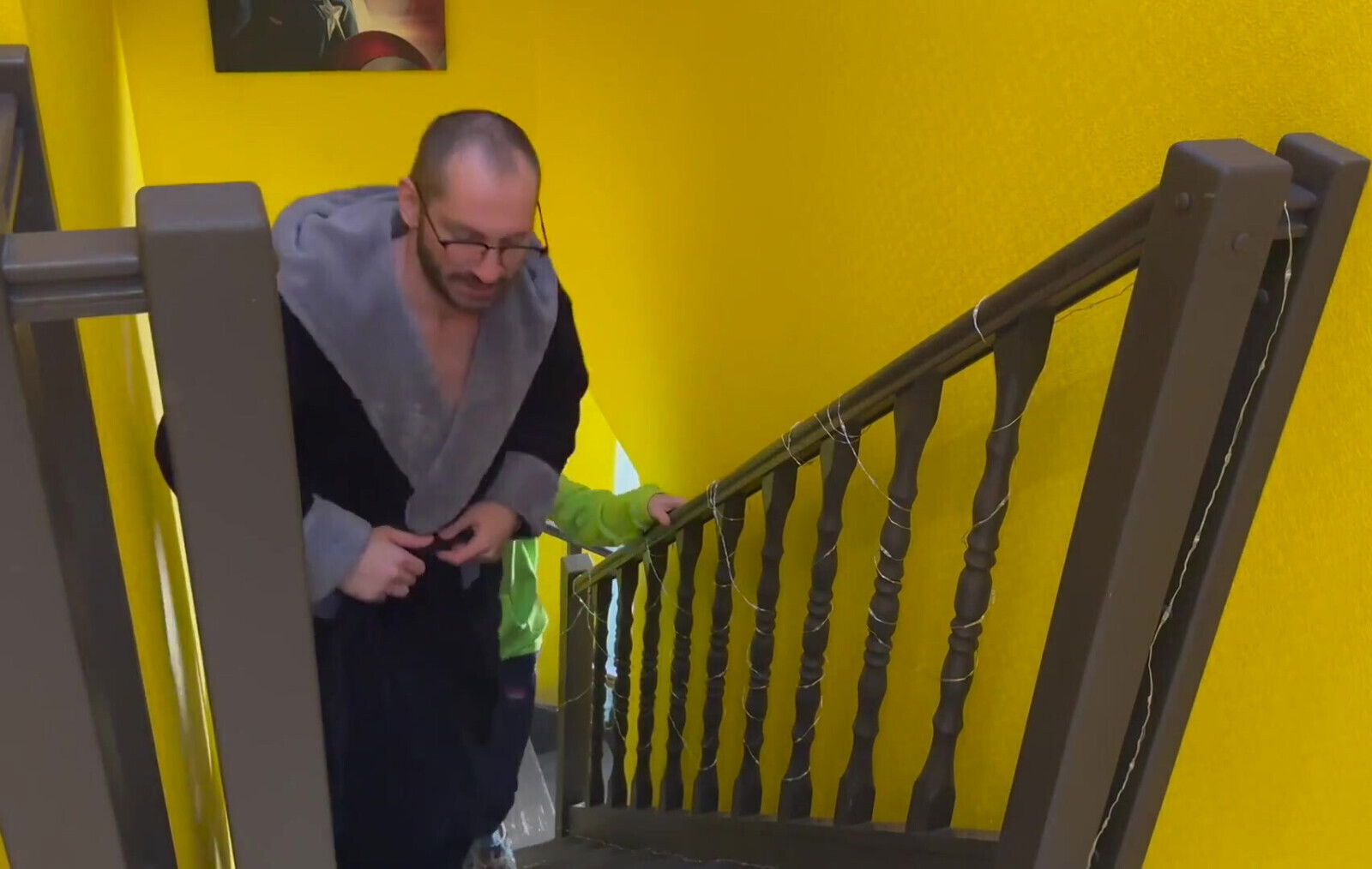 460 Beggar Guy Came to His Stepfather and Fell in Love with Him - Fucked Him When He Caught Him Je