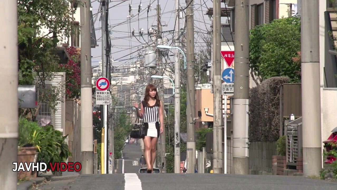 Anna Anjo gives wild passionate Asian blowjob then gets fucked intensely