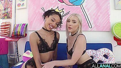 Alexis Jamies Tasty Threesome