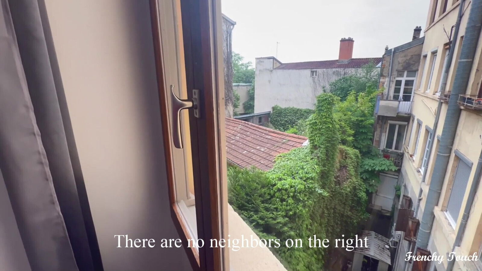 EPISODE 31: APARTMENT TOUR